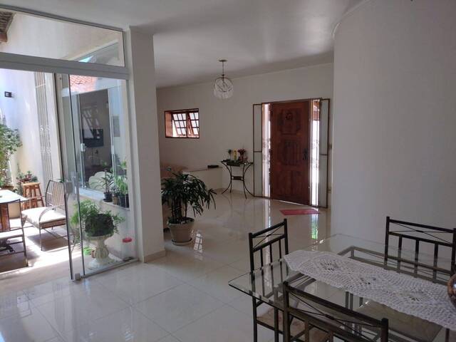 Casa para Venda em Campinas - 4