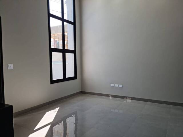 #44 - Casa para Venda em Indaiatuba - SP