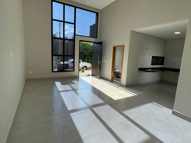 #64 - Casa para Venda em Indaiatuba - SP