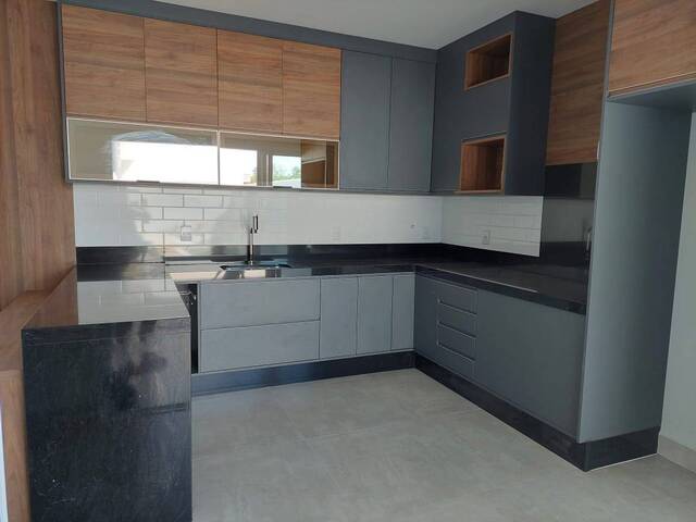 #71 - Casa para Venda em Indaiatuba - SP