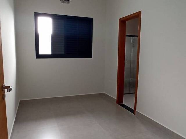 Casa para Venda em Indaiatuba - 4