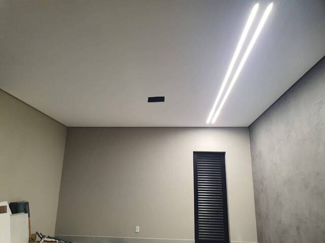 #93 - Casa para Venda em Indaiatuba - SP