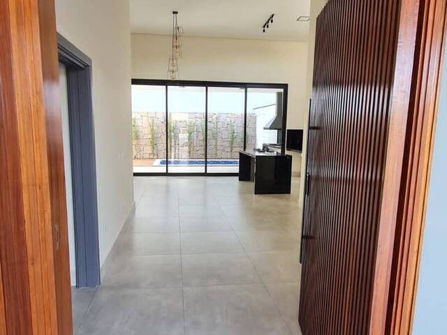 #129 - Casa para Venda em Indaiatuba - SP