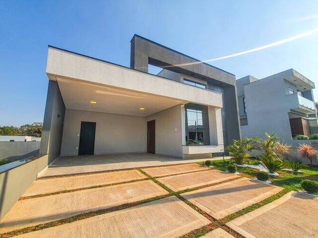 #131 - Casa para Venda em Indaiatuba - SP