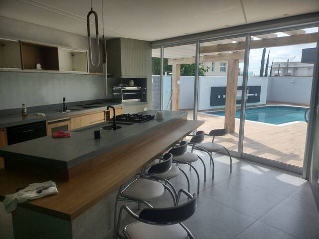 #157 - Casa para Venda em Indaiatuba - SP