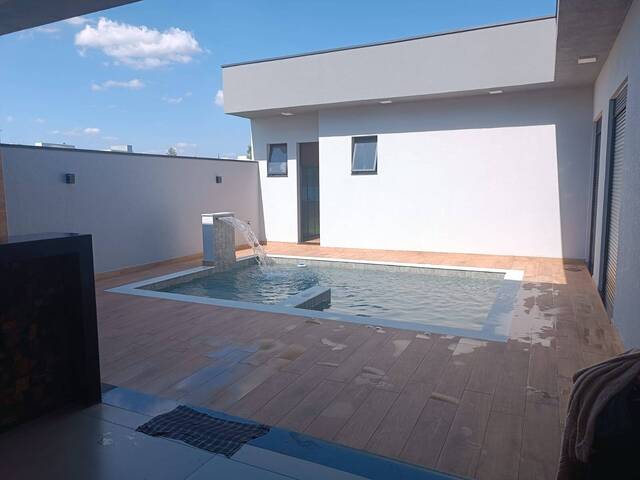 #203 - Casa para Venda em Indaiatuba - SP