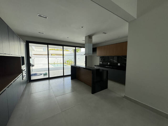 #206 - Casa para Venda em Indaiatuba - SP