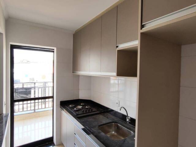 #223 - Apartamento para Venda em Hortolândia - SP