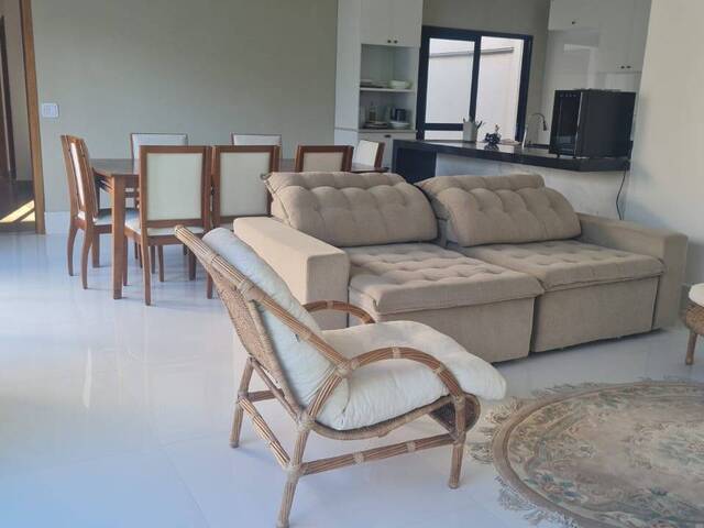 #229 - Casa para Venda em Indaiatuba - SP