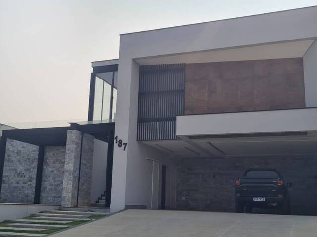 #235 - Casa para Venda em Indaiatuba - SP