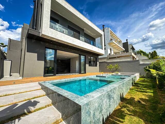 #276 - Casa para Venda em Indaiatuba - SP - 2
