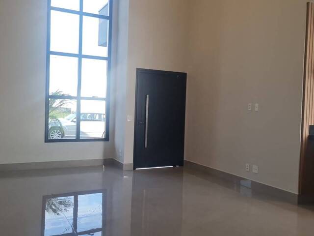 #296 - Casa para Venda em Indaiatuba - SP - 2