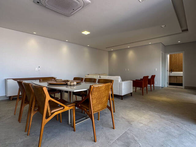 #209 - Casa para Venda em Indaiatuba - SP