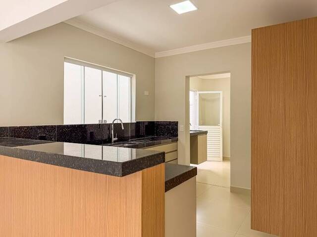 #369 - Casa para Venda em Indaiatuba - SP - 3